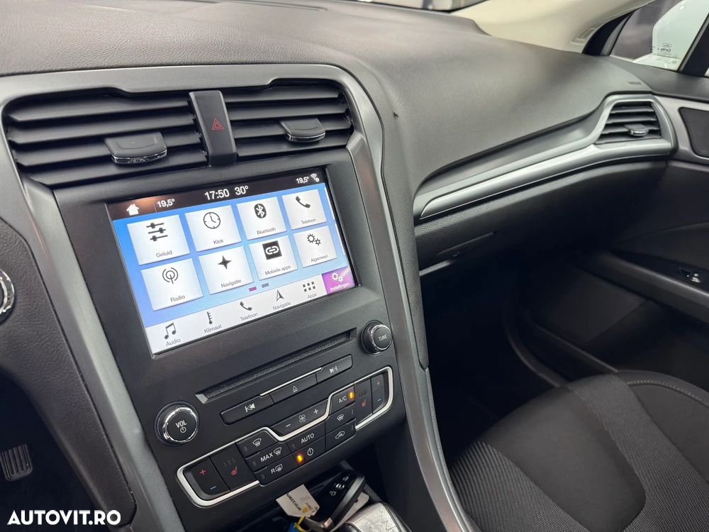 Ford Mondeo 2.0 TDCI Start-Stopp PowerShift-Aut Titanium - 24