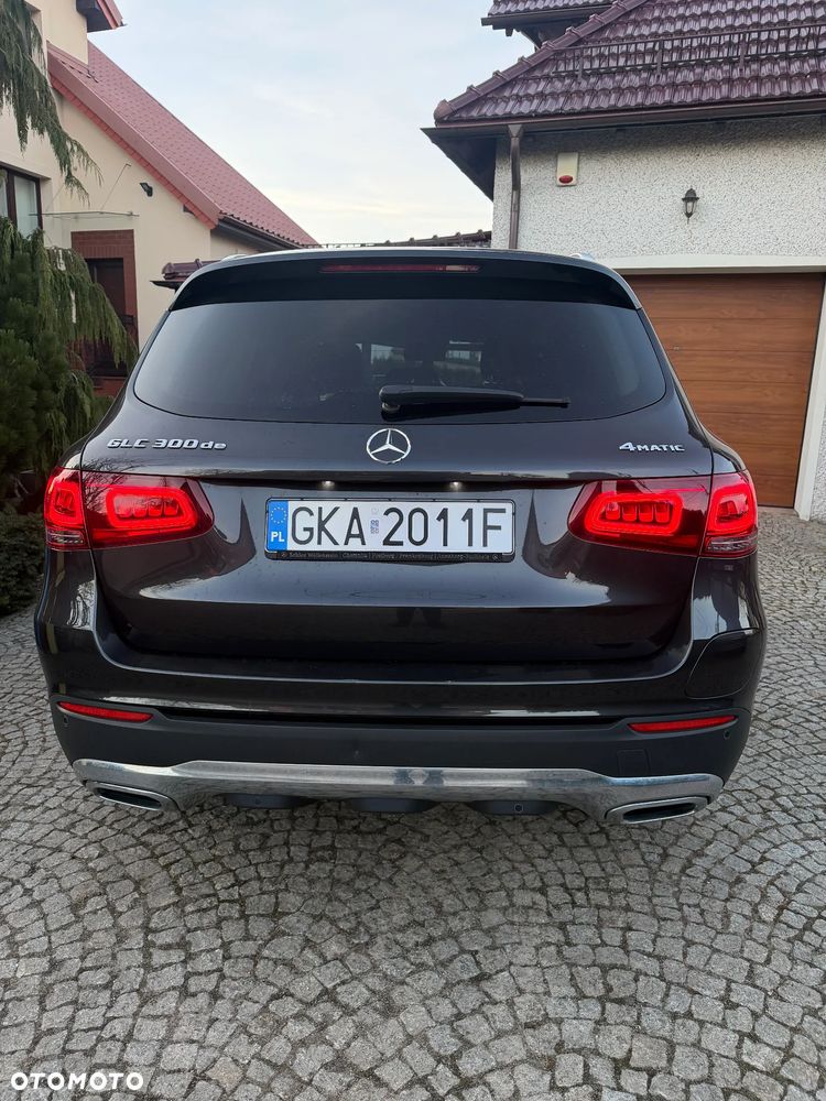 Mercedes-Benz GLC - 7