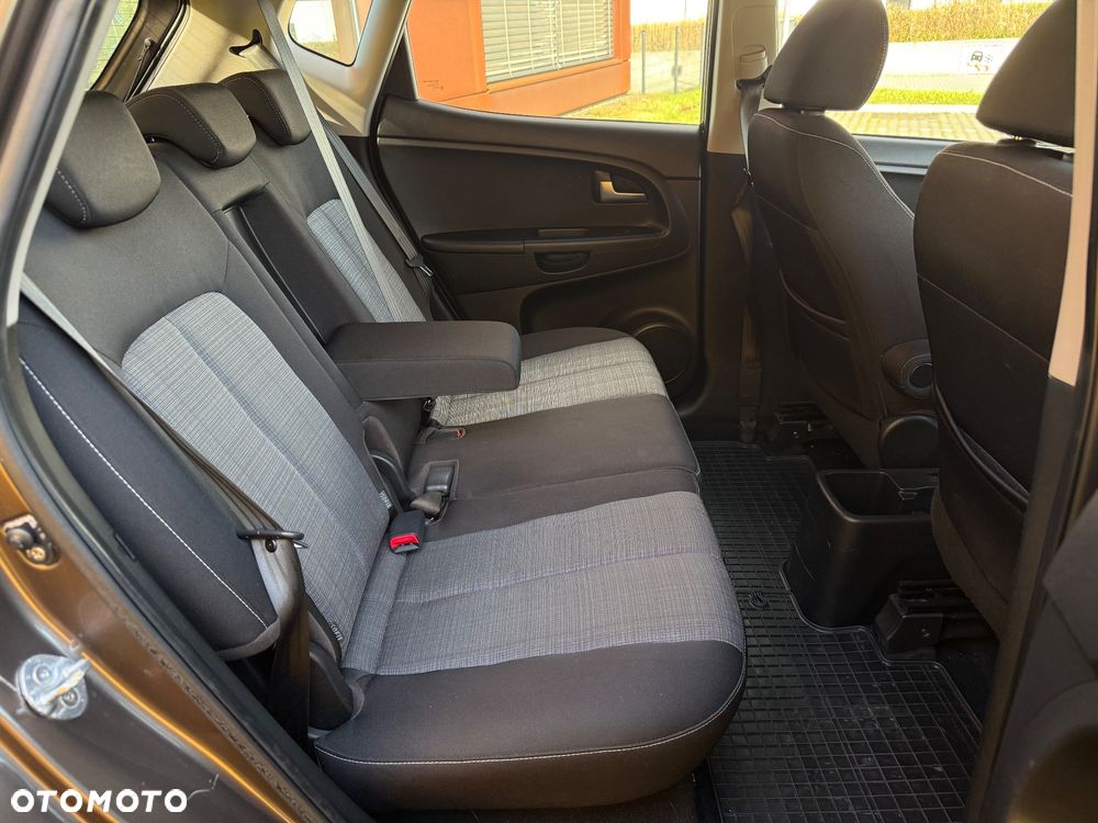 Kia Venga 1.4 L - 15