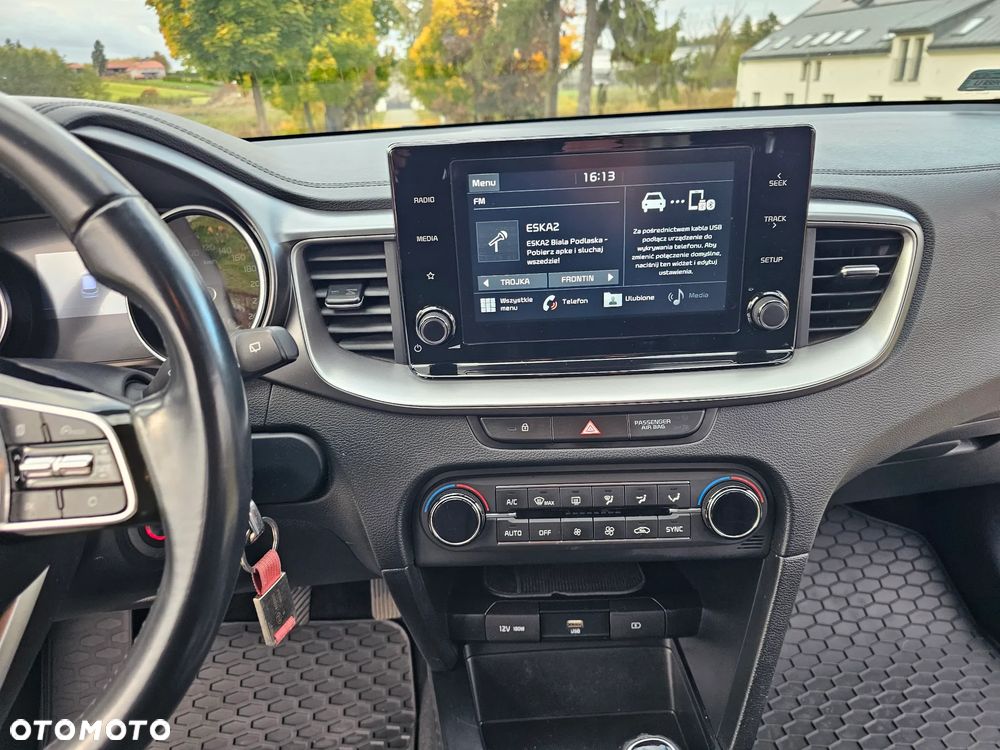 Kia XCeed 1.4 T-GDI L Business Line - 20