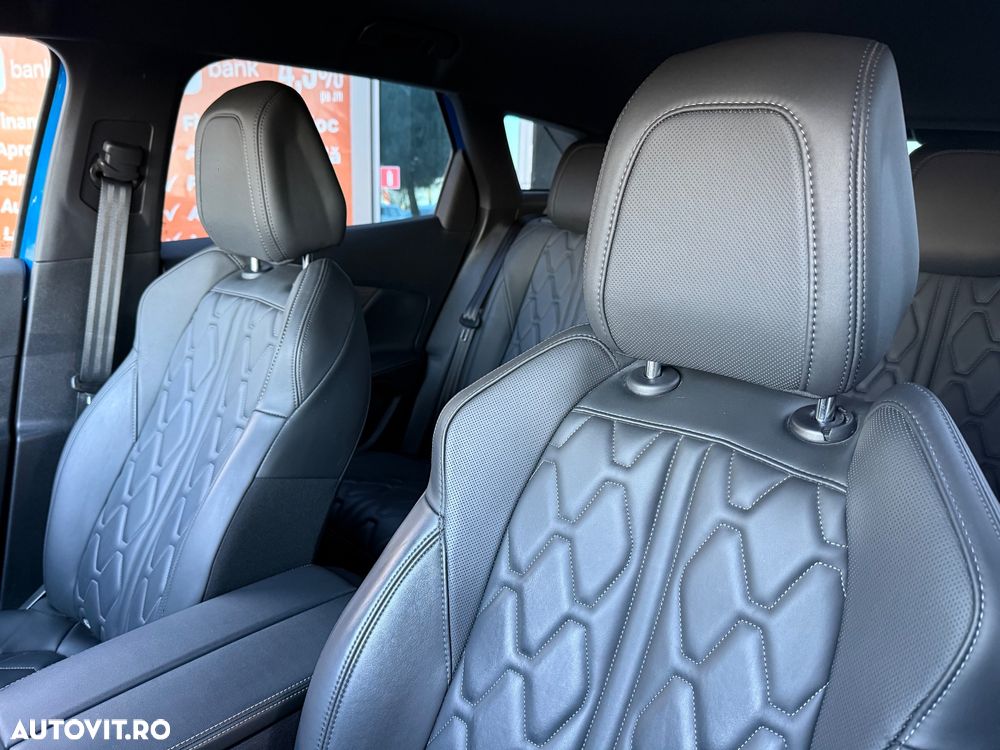 Peugeot 3008 Hybrid4 300 e-EAT8 GT Pack - 21