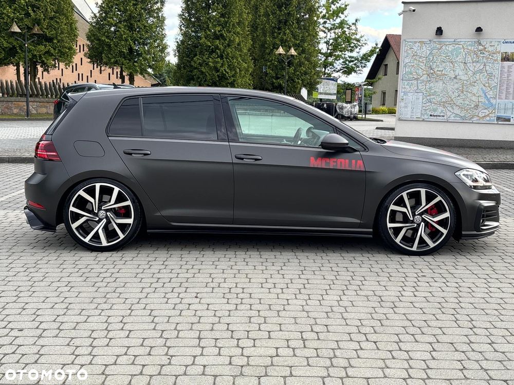 Volkswagen Golf GTI (BlueMotion Technology) DSG Performance - 6