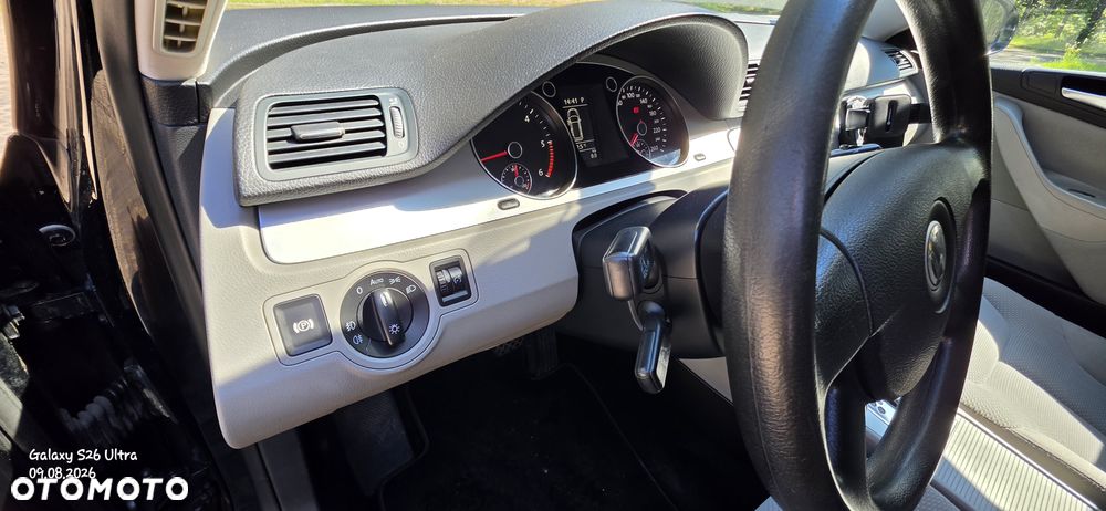 Volkswagen Passat 2.0 TDI Comfortline DSG - 1