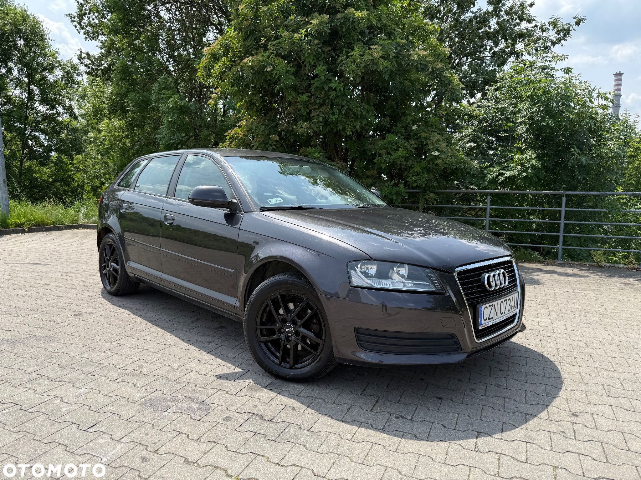 Audi A3 1.6 TDI Attraction - 1