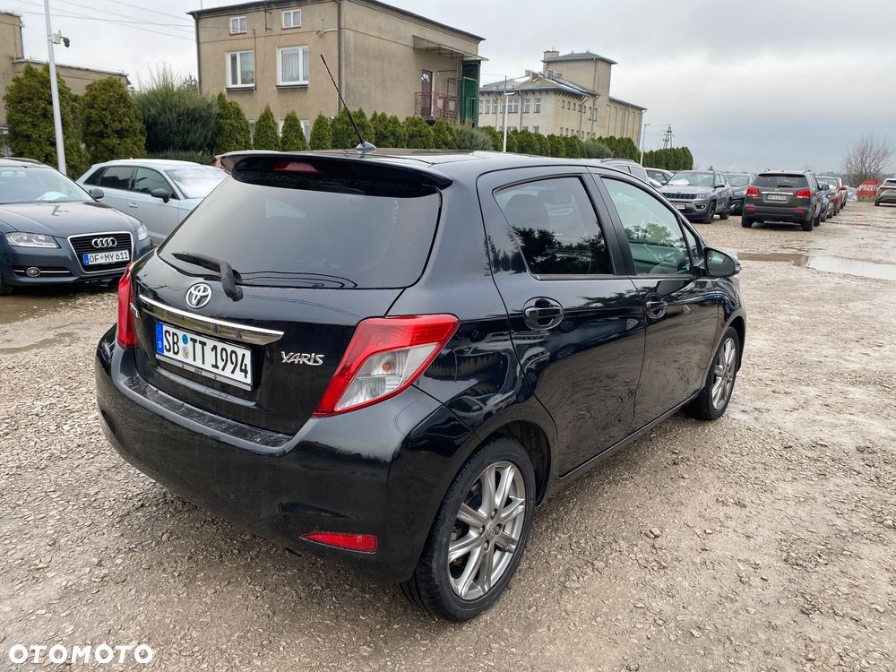 Toyota Yaris 1.33 Prestige - 36