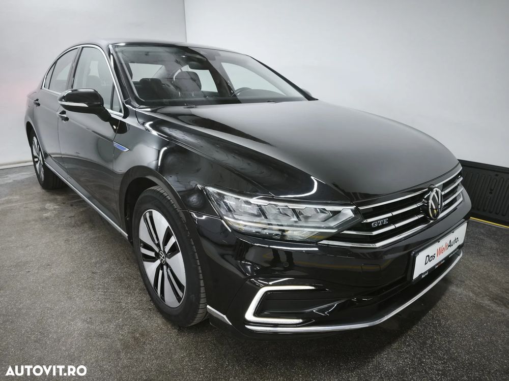 Volkswagen Passat - 6