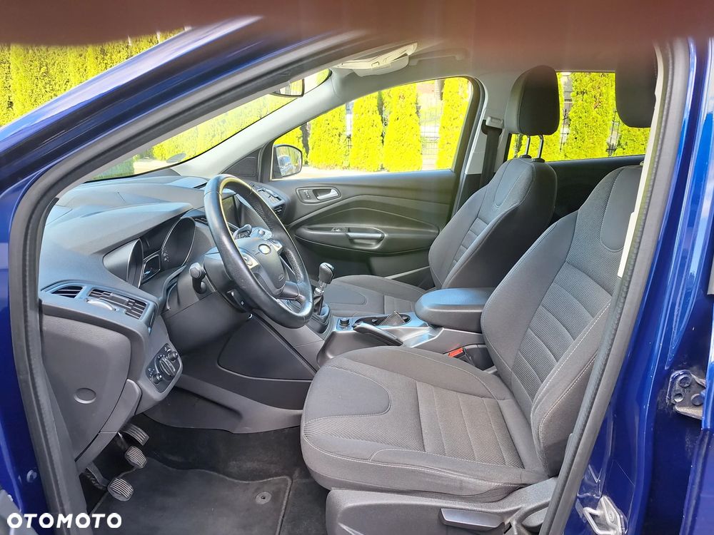 Ford Kuga - 21