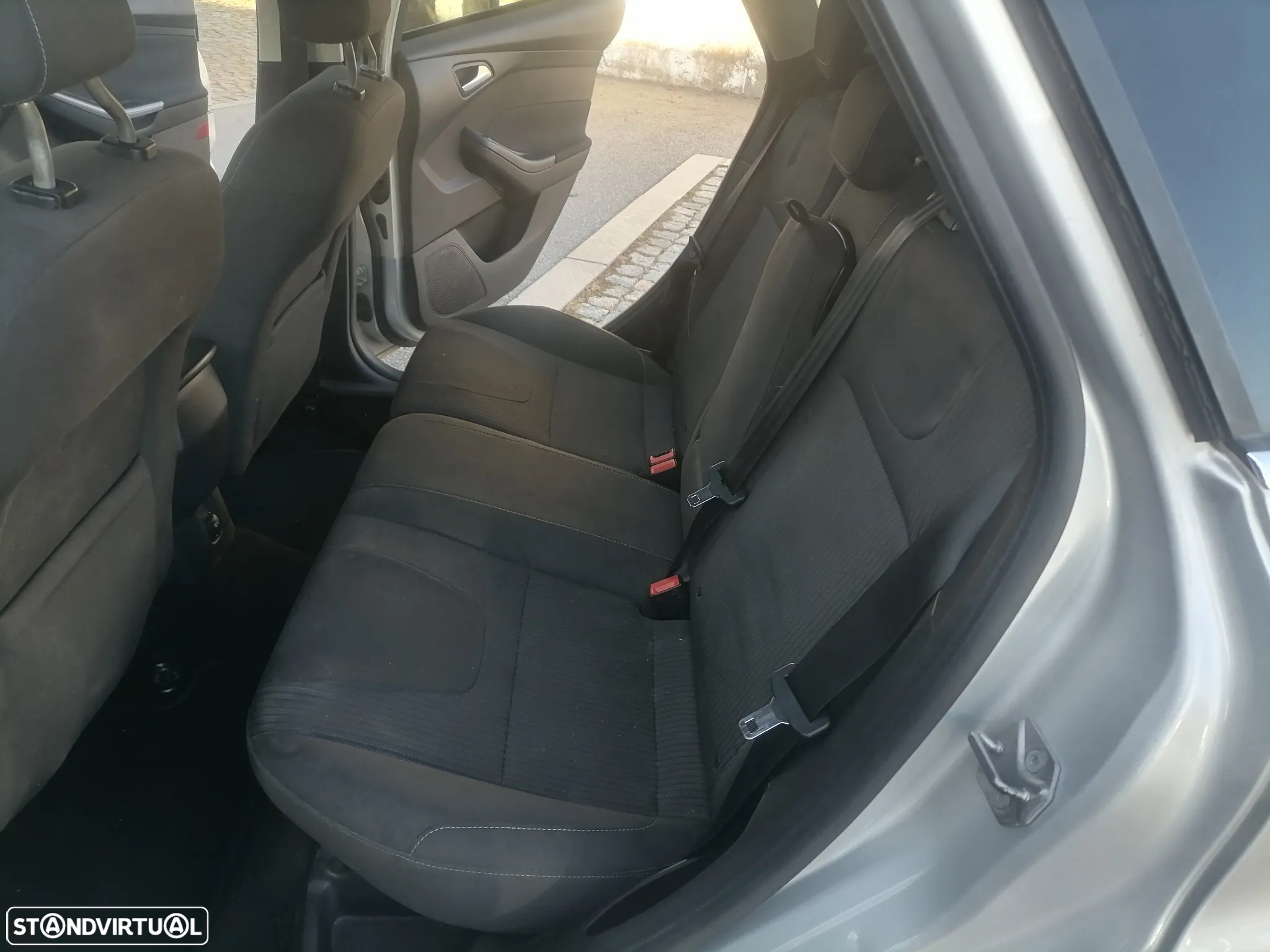Ford Focus SW 1.6 TDCi Titanium - 9