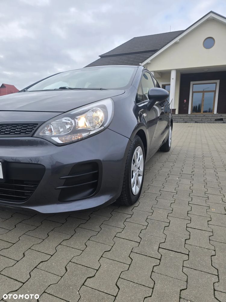 Kia Rio 1.2 Dream Team Edition - 10