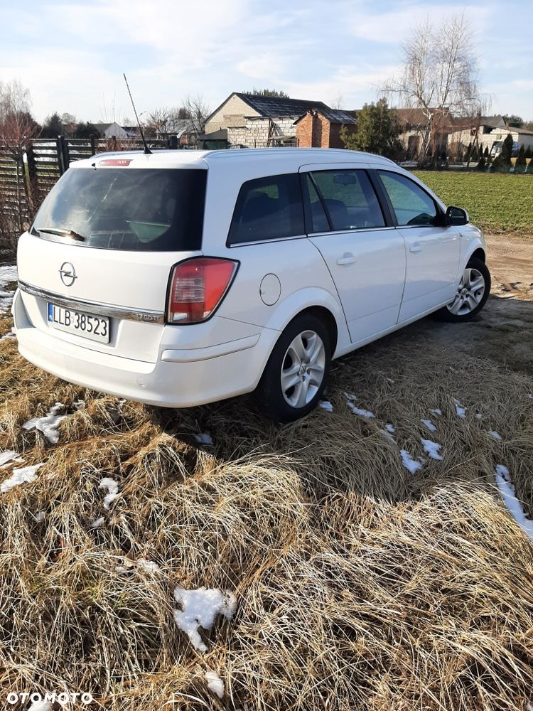 Opel Astra - 4