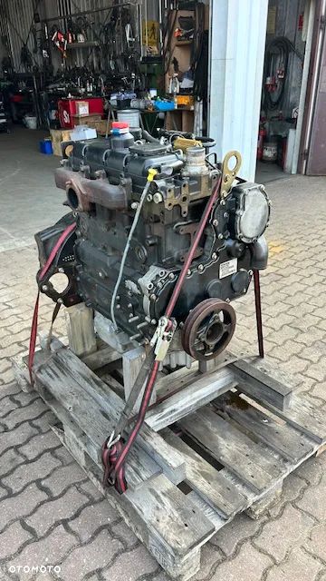SILNIK PERKINS 1104A - 1