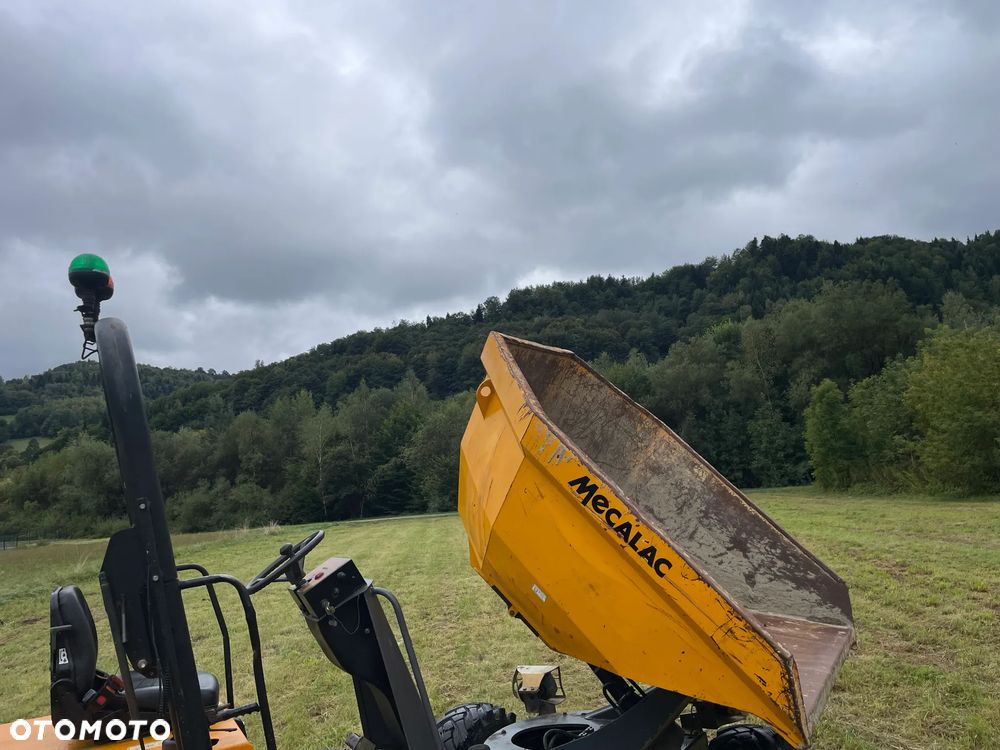 Terex Ta3.sh Wozidło 3 tony. 4x4. OBROTOWA koleba 1500 mtg. 2017 rok. Automat jazda. Maszyna Jak nówka z salonu. Silnik Kubota 4 cylindry! Z upadłości Norweskiego Gospodarstwa. Pełne sterowanie dżojstik REWERS HYDROSTATIC. Opony zero zużycia. Aktualna DEKRA BMWT. Pełny Oryginał Fabryczny Lakier w każdym miejscu! Ani deka luzu wycieku. Oswietlenie Fabryczne Full opcja.  Szybka wolna jazda. WIELKA OKAZJA  Tanio! - 33