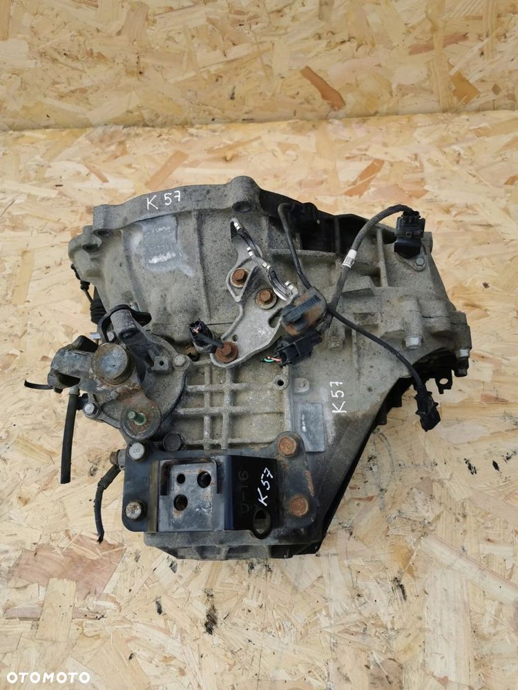 Kia Ceed skrzynia biegów W9J6C manualna 6-biegowa 1.6 diesel 116km 2009r - 3