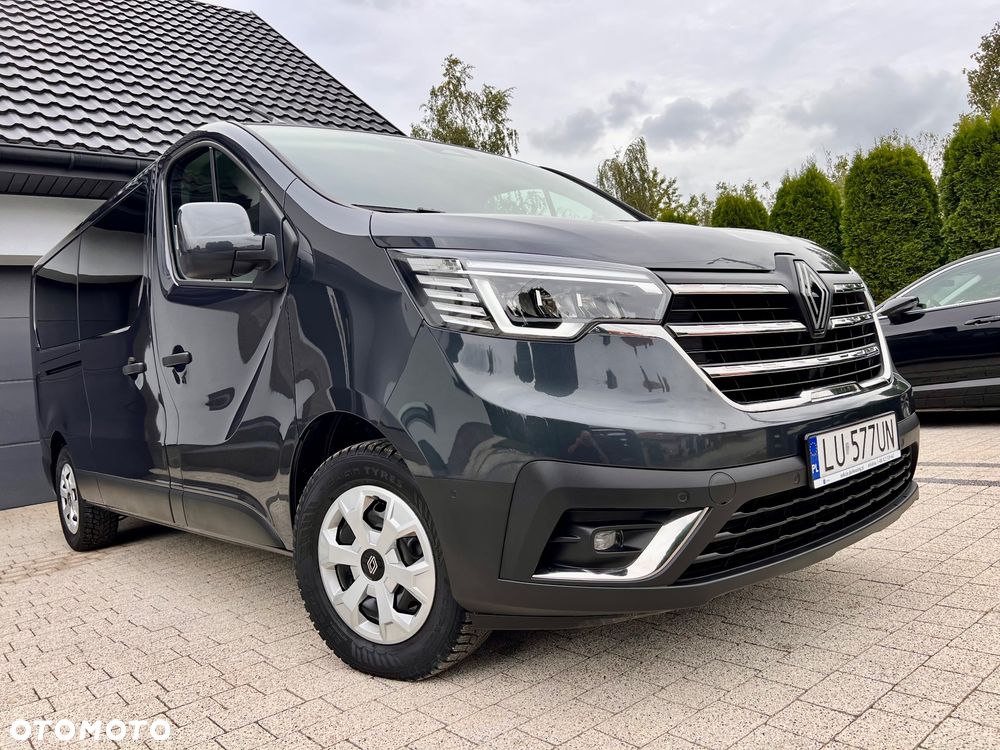 Renault Trafic 2.0 dCi - 21