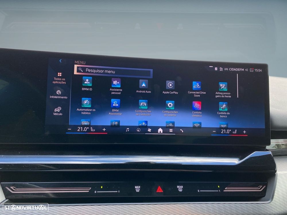 BMW 520 d Pack Desportivo M - 8