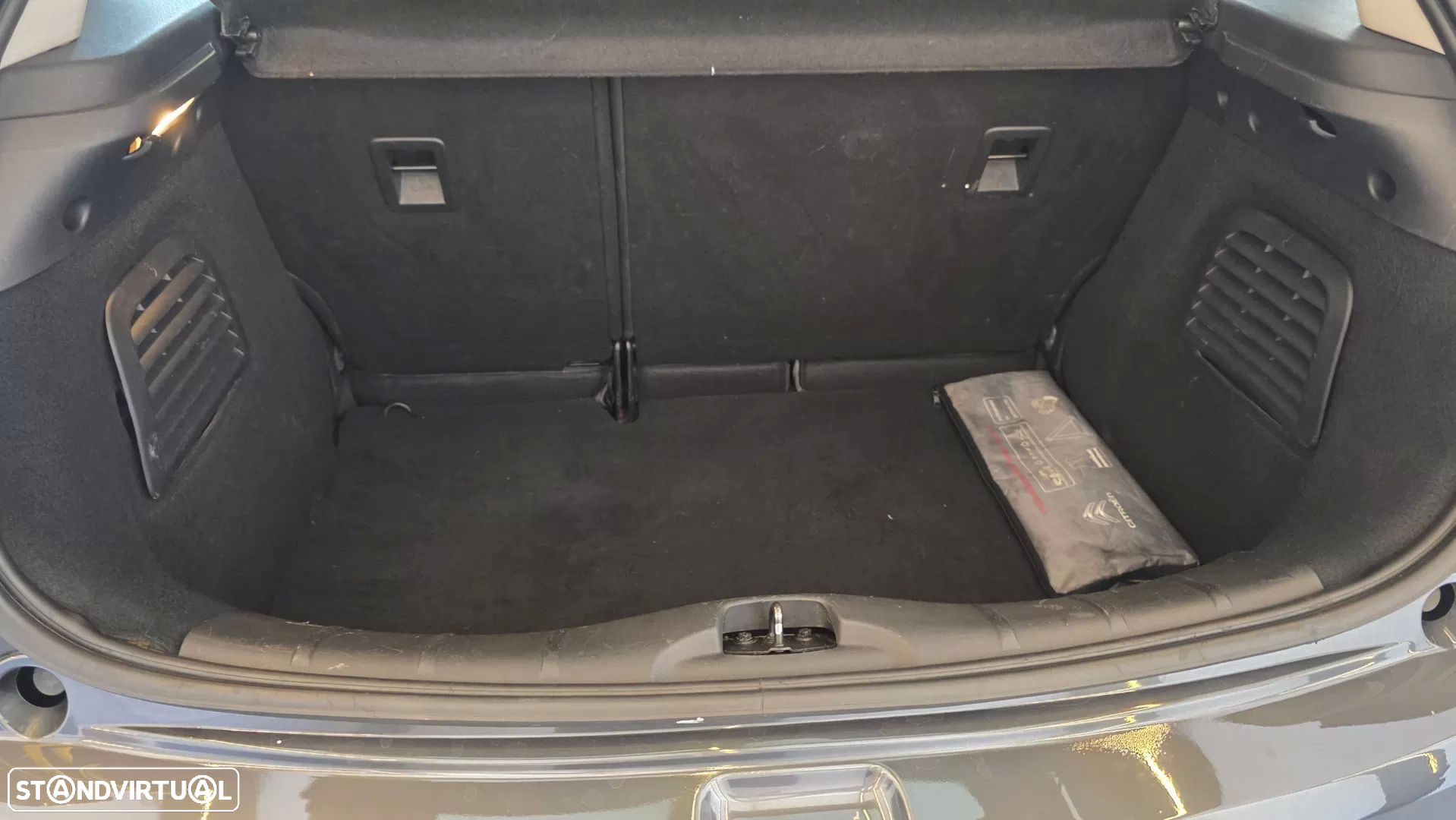 Citroën C3 1.6 BlueHDi Exclusive - 18