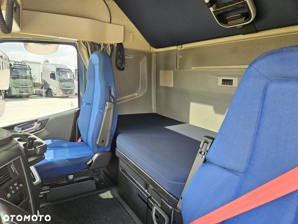 Volvo Volvo FH 460 GLOBETROTTER I-SAVE + ADR - 8