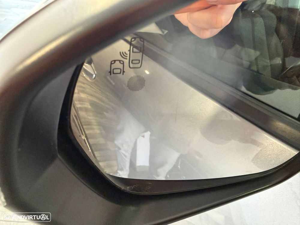 Peugeot 3008 1.2 PureTech Allure EAT8 - 23