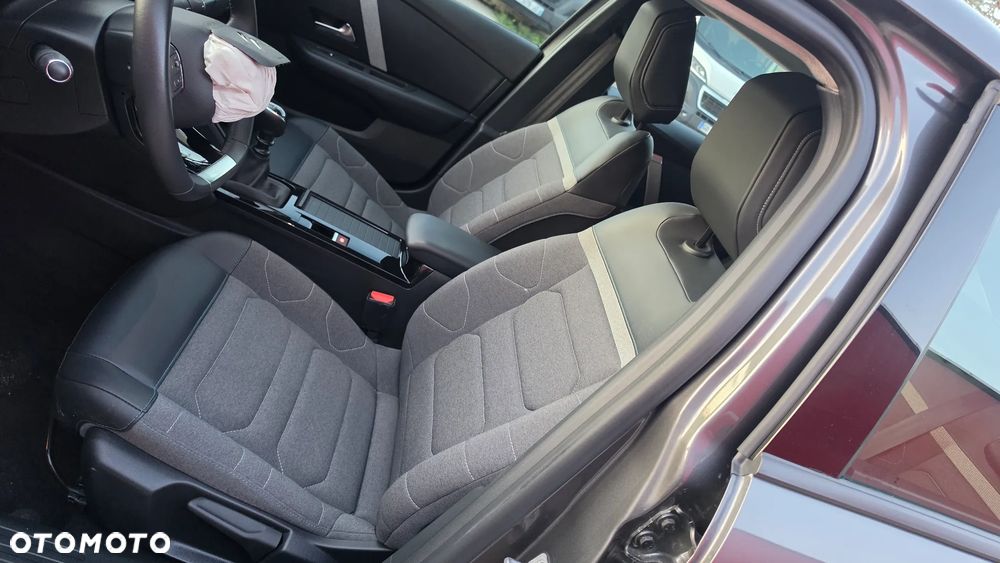 Citroën C4 PureTech 130 Stop&Start FEEL PACK - 34