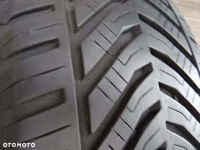 215/65/R16 98H Taurus All season SUV - 3