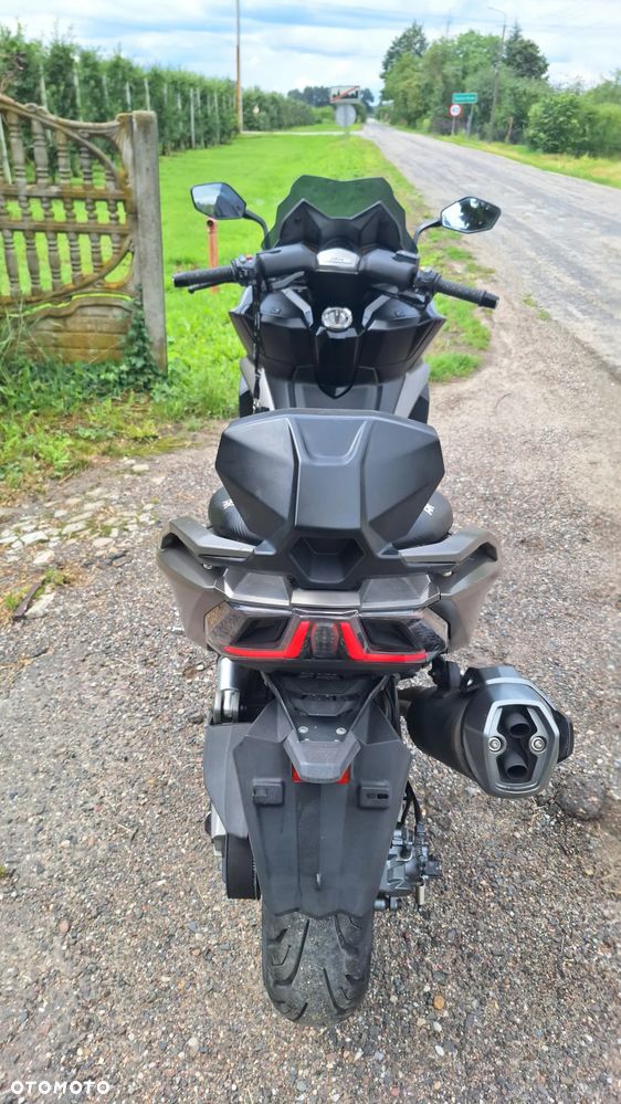 Kymco AK 550 - 19