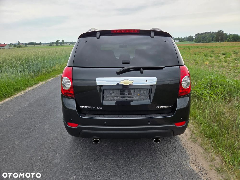 Chevrolet Captiva 2.4 LS - 8