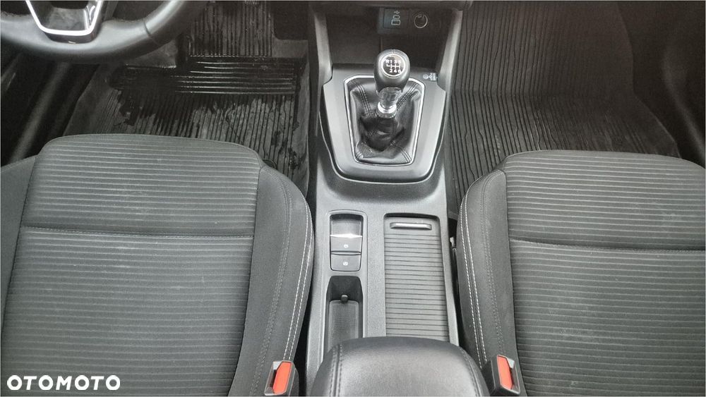 Ford Focus 1.5 EcoBlue Titanium - 16