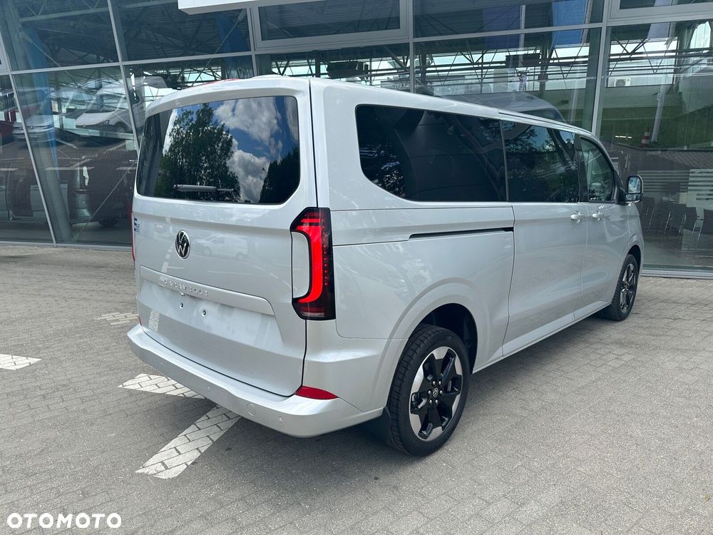 Volkswagen Nowa Caravelle Caravelle Style silnik: 2,0 l TDI 170 KM / skrzynia biegów: 8-biegowa automatyczna rozstaw osi: 3500 mm - 8
