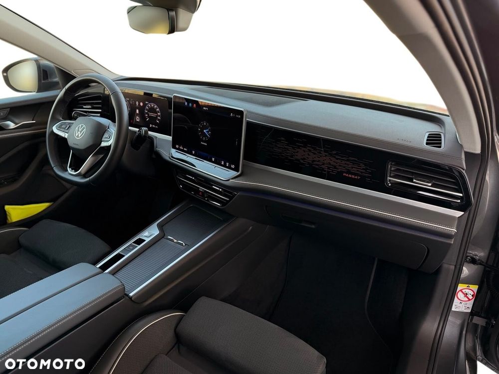Volkswagen Passat - 16