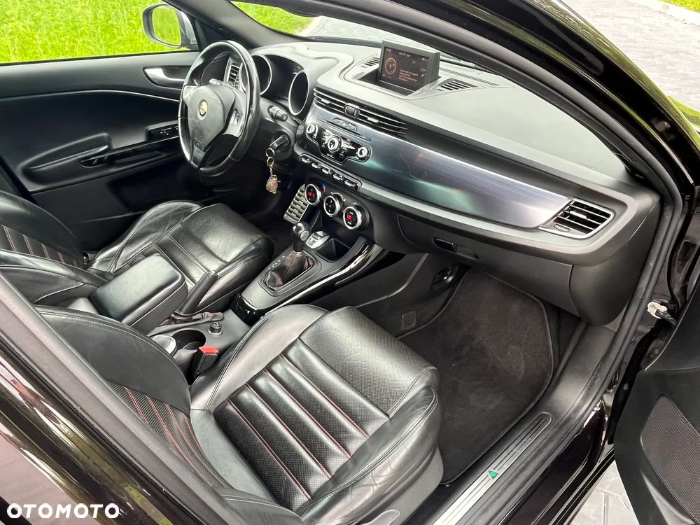 Alfa Romeo Giulietta - 11