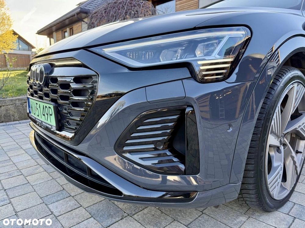 Audi Q8 Sportback e-tron - 6