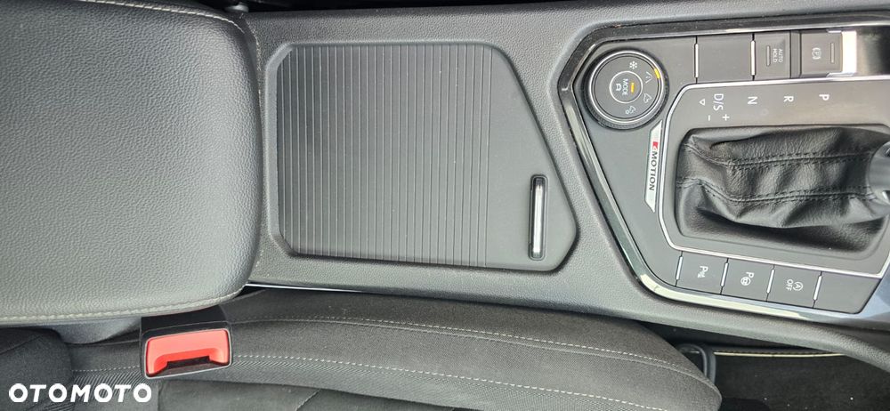 Volkswagen Tiguan 2.0 TDI SCR 4MotION DSG R-Line - 19