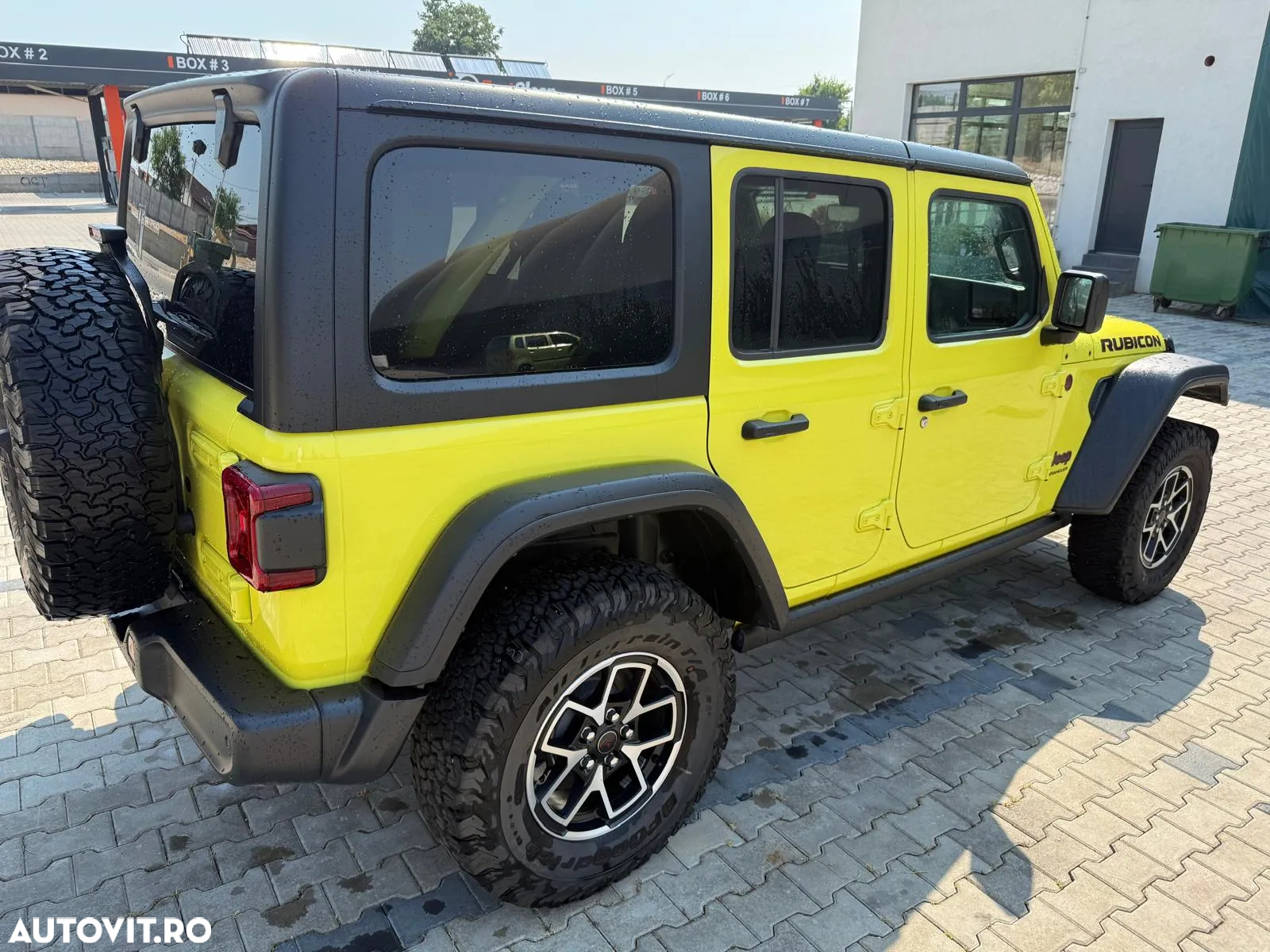 Jeep Wrangler - 5