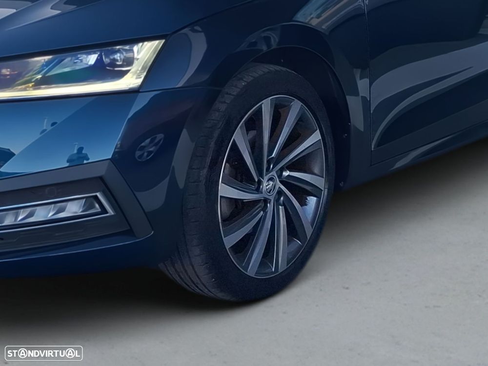 Skoda Octavia 2.0 TDI Sportline - 4