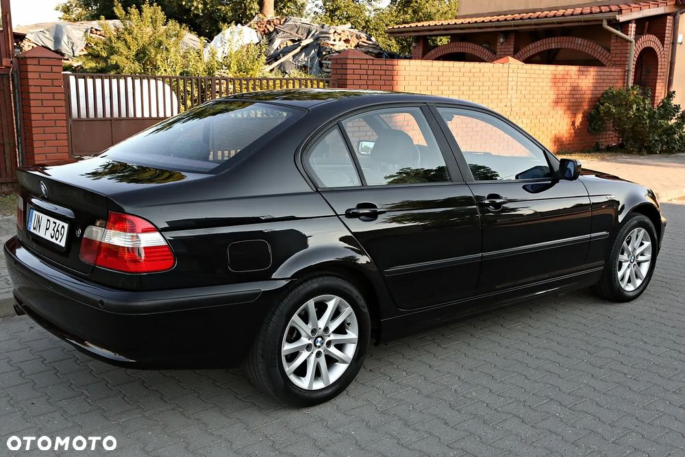 BMW Seria 3 318i - 13