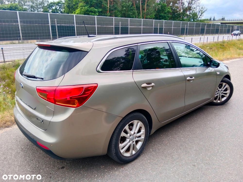 Kia Ceed 1.6 GDI Business Line - 3