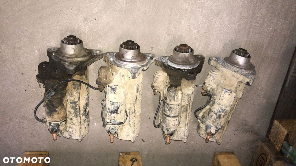 Alternatory rozruszniki Iveco Daily Bosch Valeo, różne numery 0125811040 / 5801580939 / 0001109306 - 3