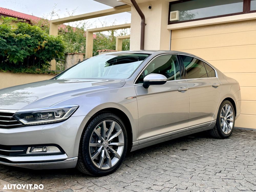 Volkswagen Passat 2.0 TDI DSG 4Motion Highline - 15