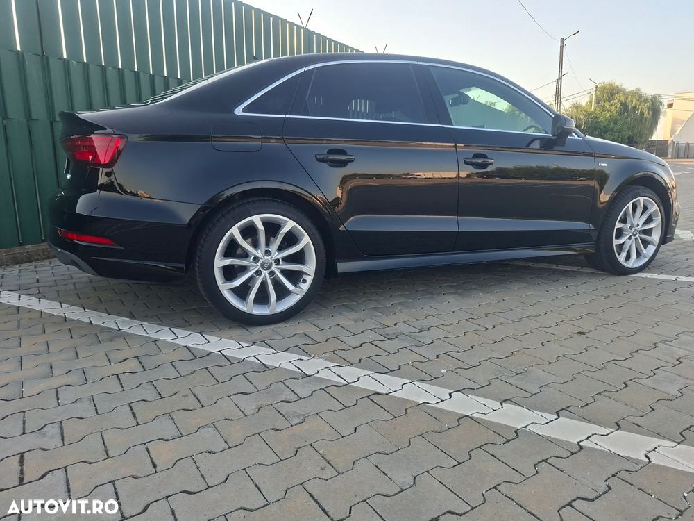 Audi A3 2.0 TDI S tronic Sport - 2
