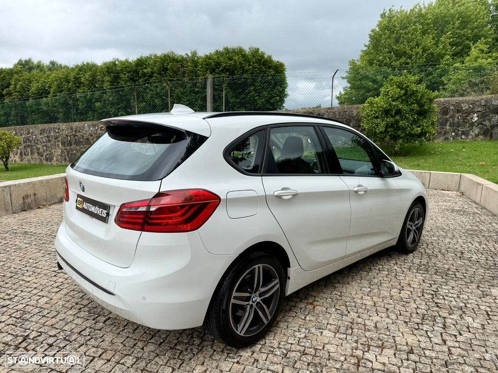 BMW 216 Active Tourer d Line Sport - 18