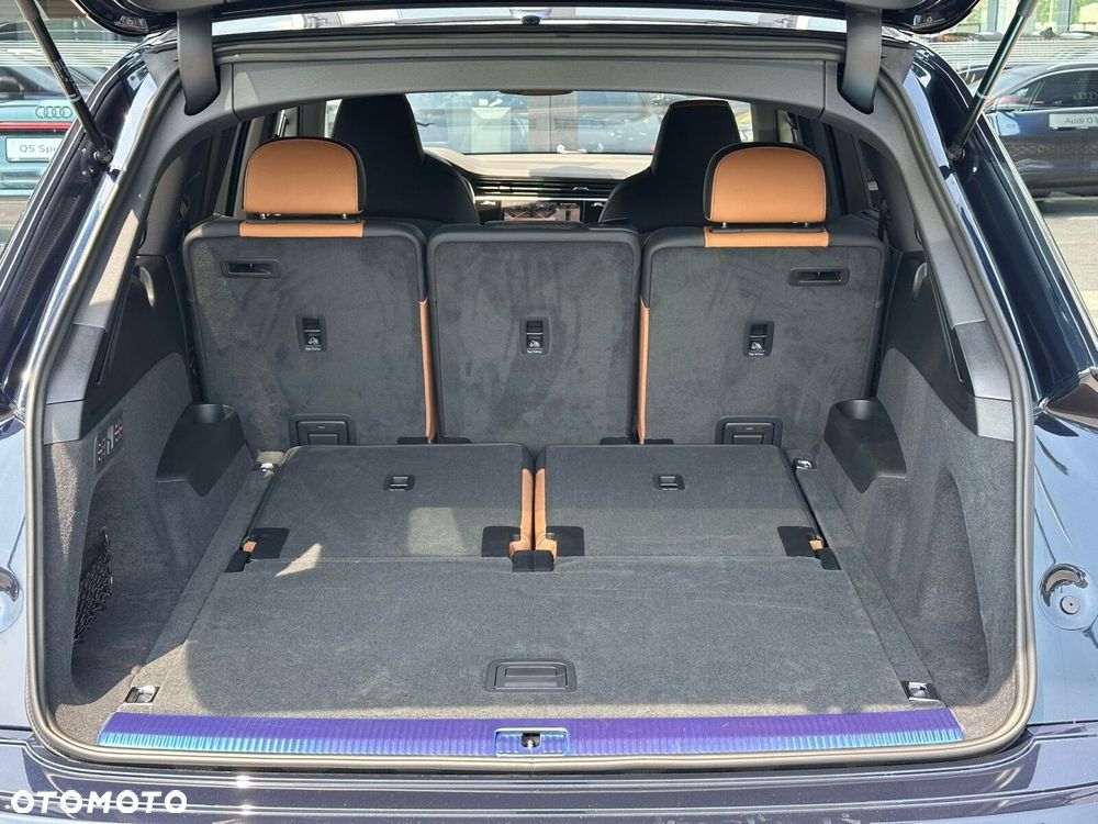 Audi Q7 - 10