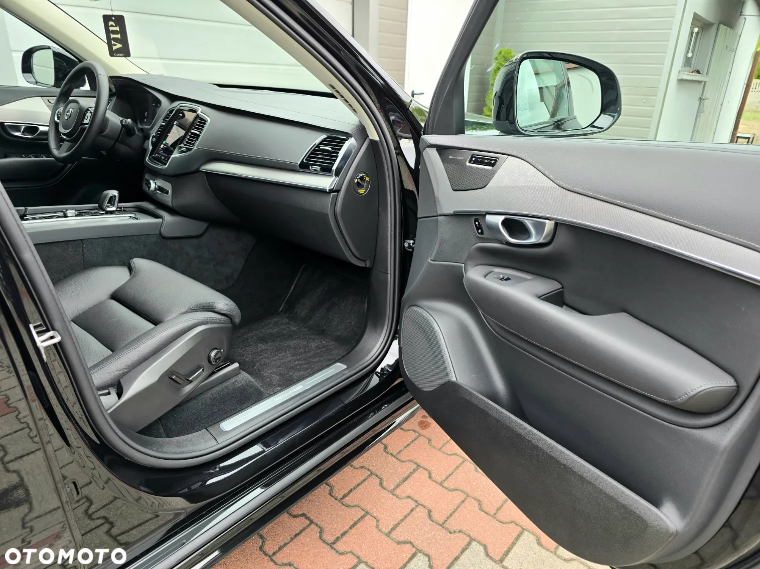 Volvo XC 60 T8 AWD Plug-in Hybrid Plus Dark - 22