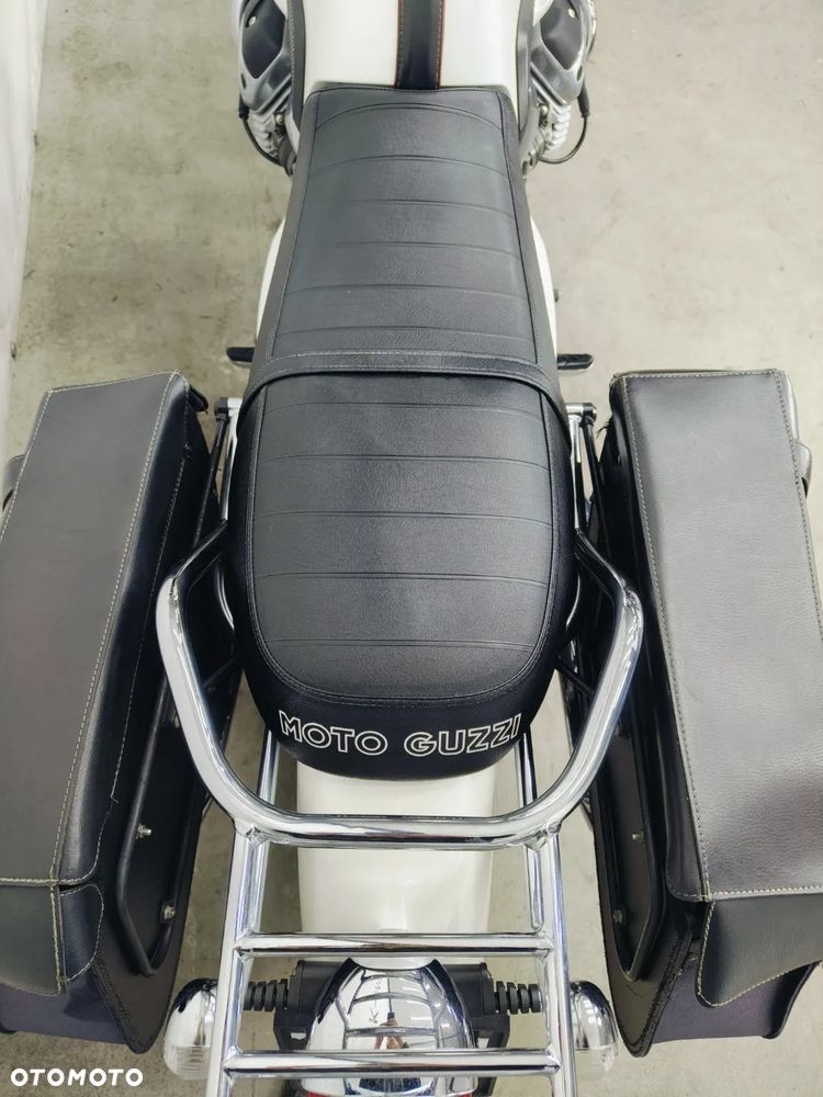 Moto Guzzi V7 - 10