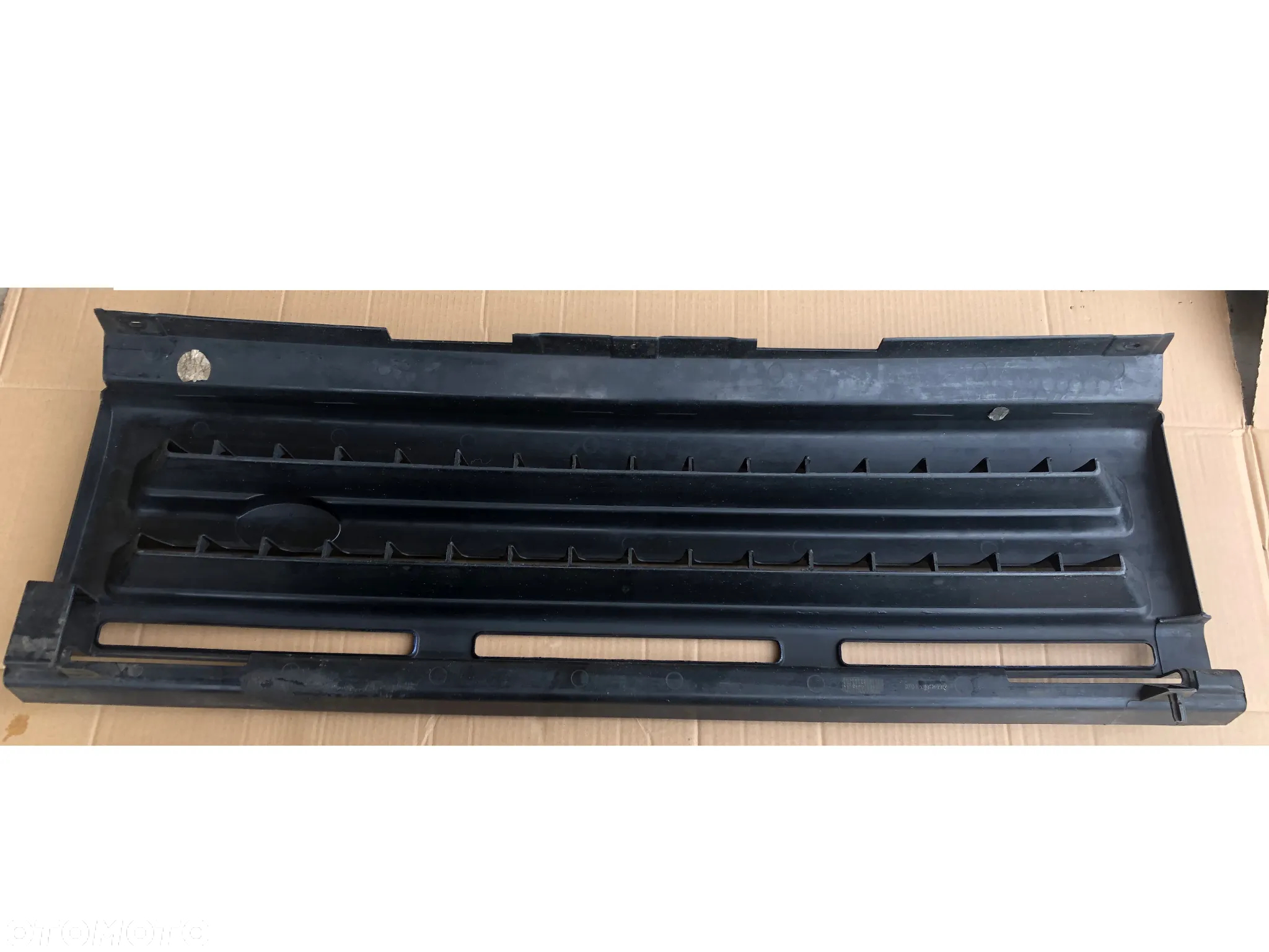 Grill atrapa chłodnicy Land Rover Discovery 1 I 300Tdi 1994-1998 - 2