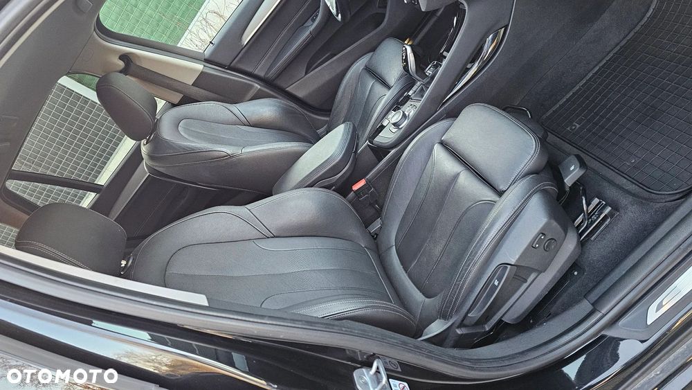 BMW X1 xDrive20i GPF Sport Line sport - 17