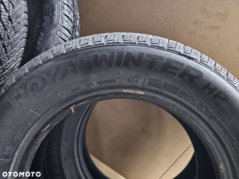 (O182) 175/65R14 82T 7,5mm 24r / Royalblack Royalwinter HP - 10