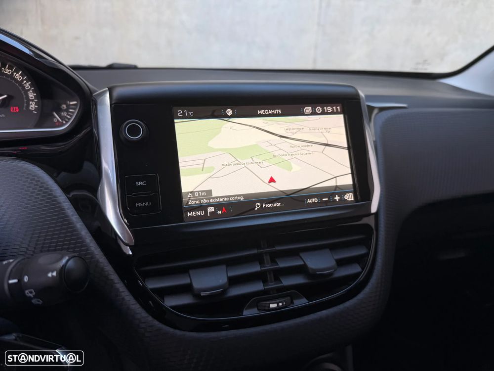 Peugeot 208 1.2 PureTech Style - 20