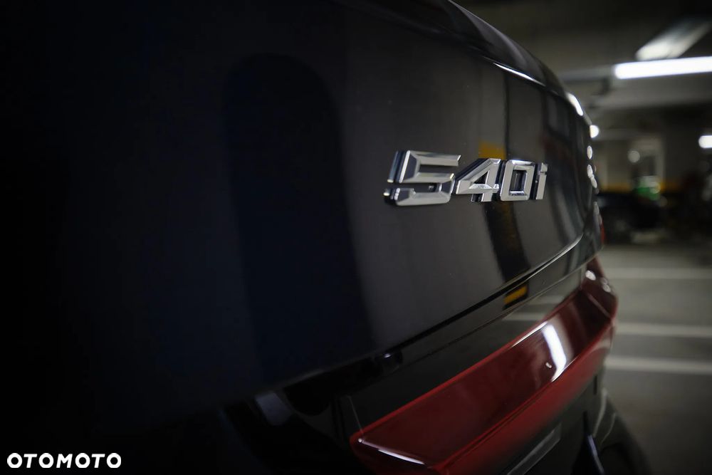 BMW Seria 5 540i xDrive mHEV M Sport sport - 6