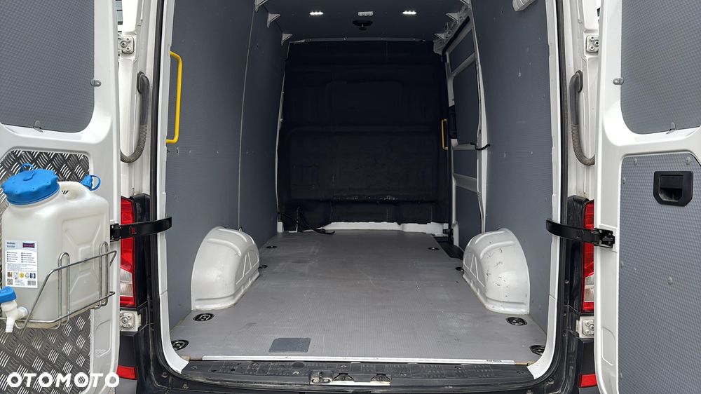 Volkswagen Crafter - 17