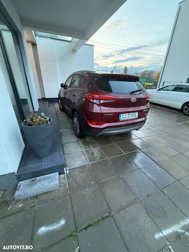 Hyundai Tucson 1.6 T-GDi 4WD 6MT Style - 10